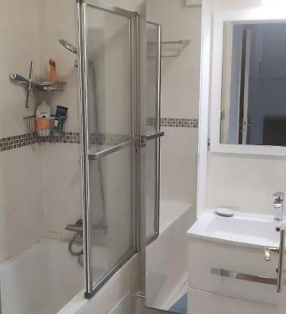 Habitación en casa particular A 5 Minutes Du Métro
